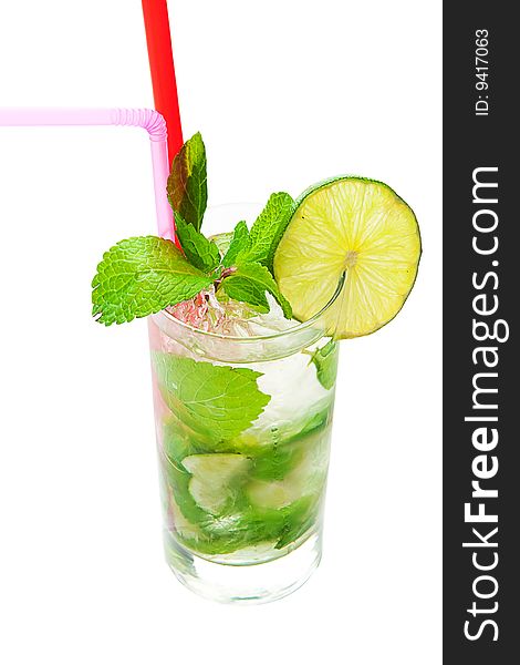 Mojito cocktail with peice of  lime