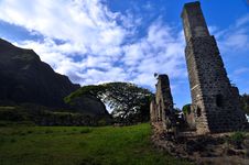 Oahu Old Sugar Mill Ruins Royalty Free Stock Images