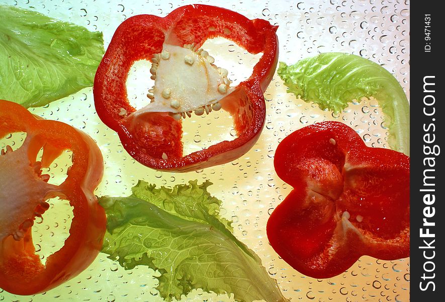 Sweet pepper and salad