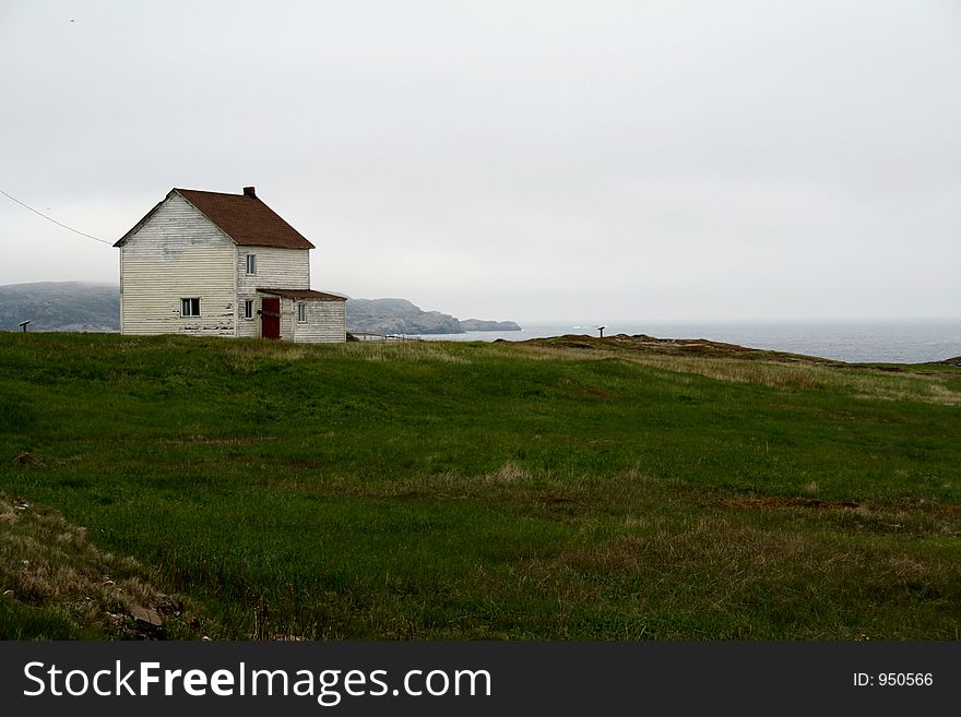 Empty house in Field