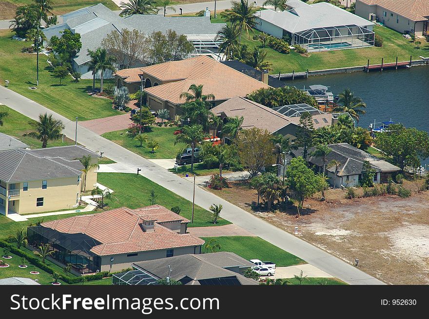 Aerial image of a Florida residential neighborhood