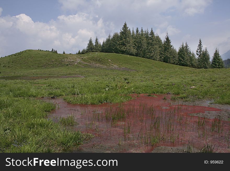 Red Mountain Lake. Red Mountain Lake