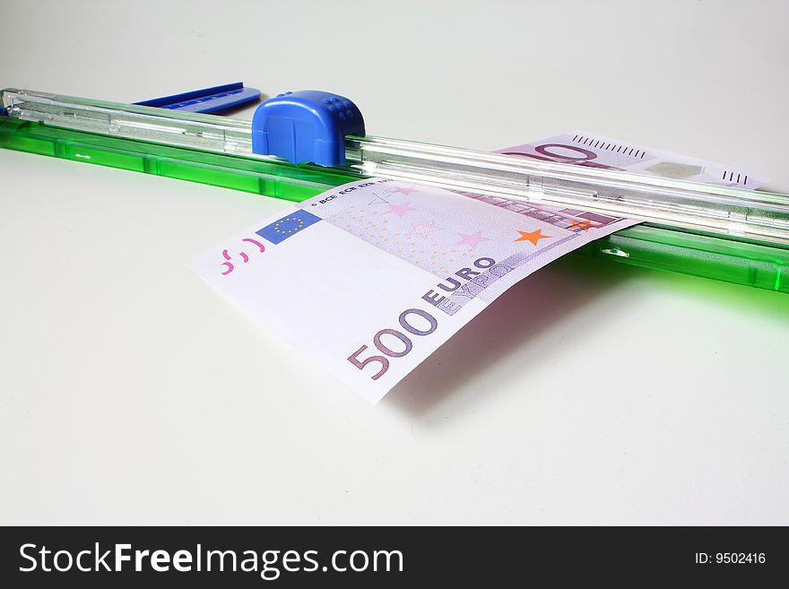 500 euro by photo cutter