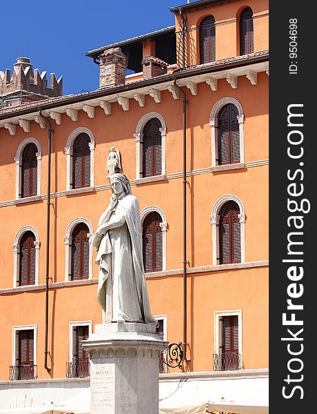 Statue of Dante Alighieri in Verona