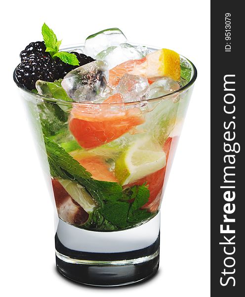 Cocktail - Mojito with Fresh Berry and Grapefruit Slice