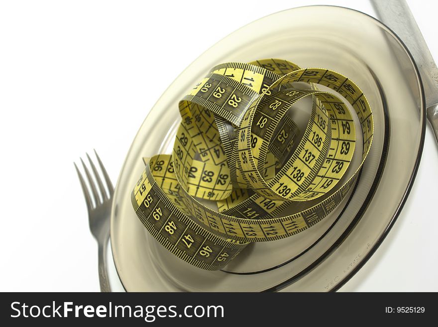 Plate with measuring tape