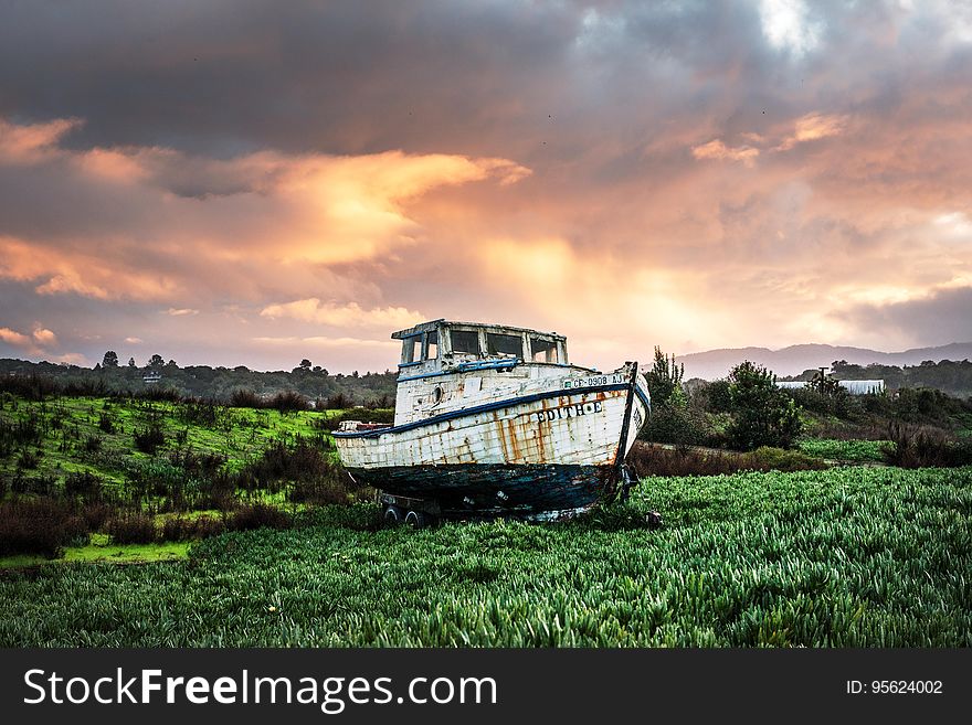 Sky, Nature, Waterway, Cloud