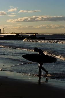 Surfer At Sunset Royalty Free Stock Images Surfer At Sunset Royalty Free Stock Images
