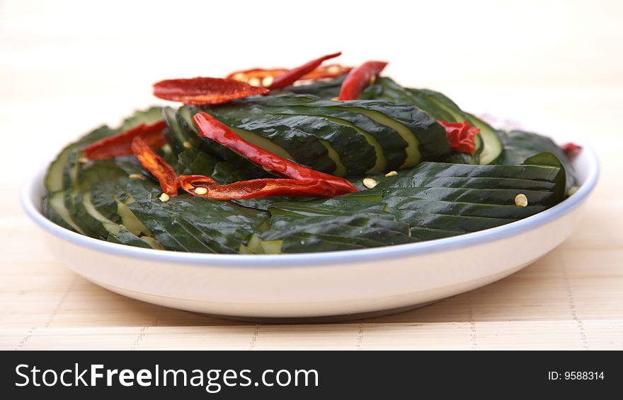 Chinese cold dish - sliced cucumber with capsicum