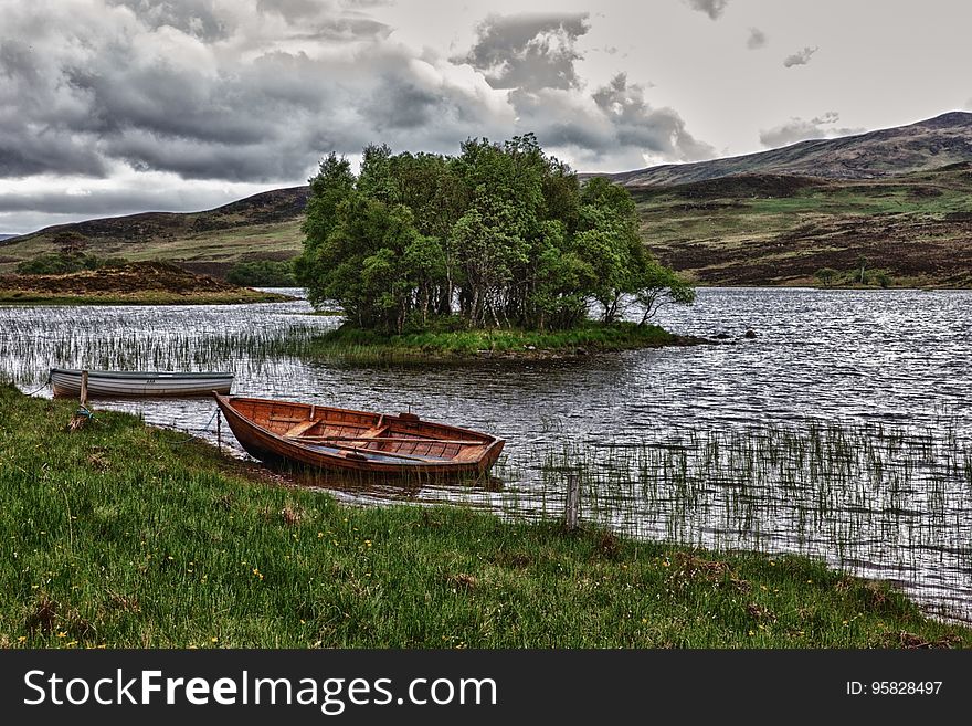 Loch, Water, Reflection, Cloud