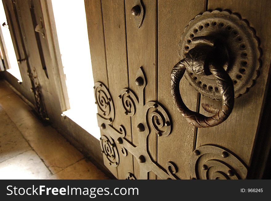 Door of the cathedral of Lisbon