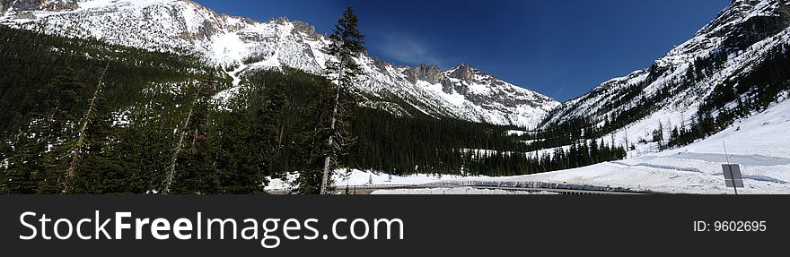 Snow covered washington pass panoramic view of north Cascades range