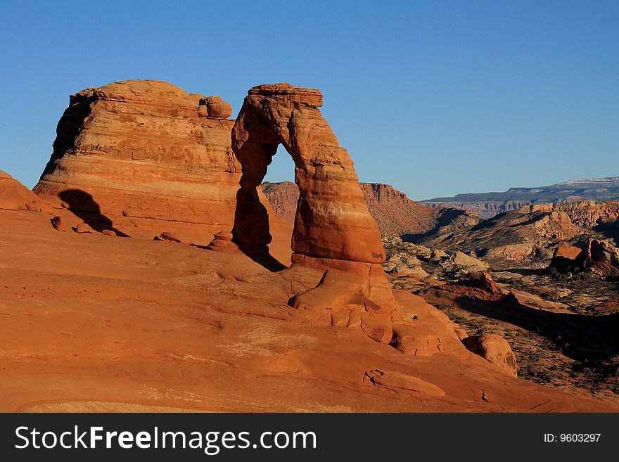 USA, Arches national park - Delicate Arch portrait