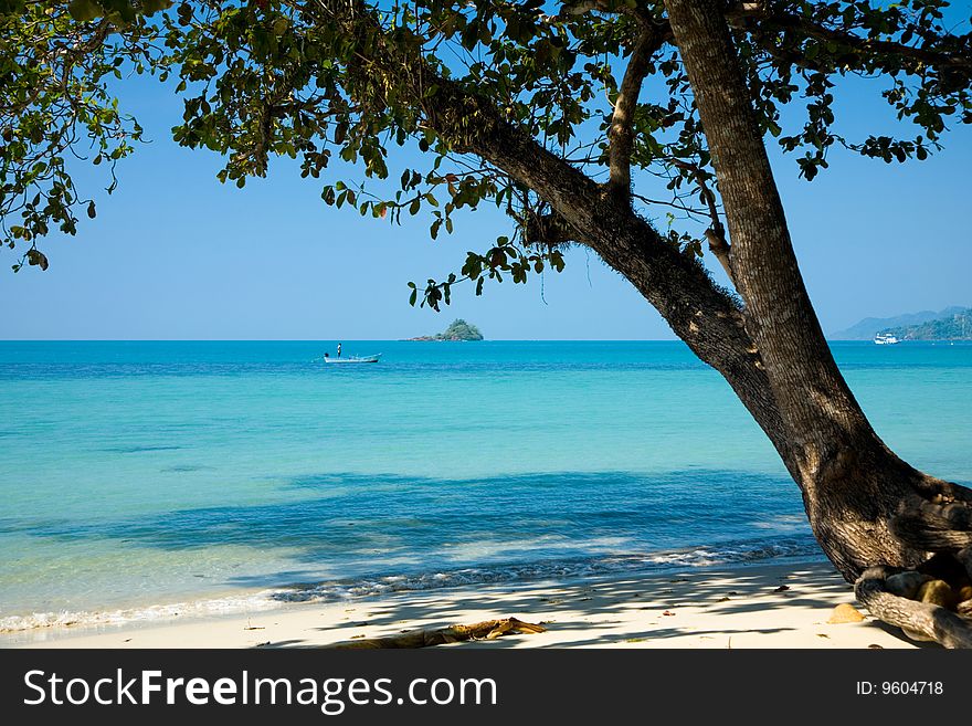 Photo of beach on island in Thiland, Ko Chang
