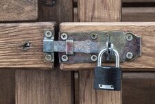 Padlock On Wooden Gate Royalty Free Stock Images Padlock On Wooden Gate Royalty Free Stock Images