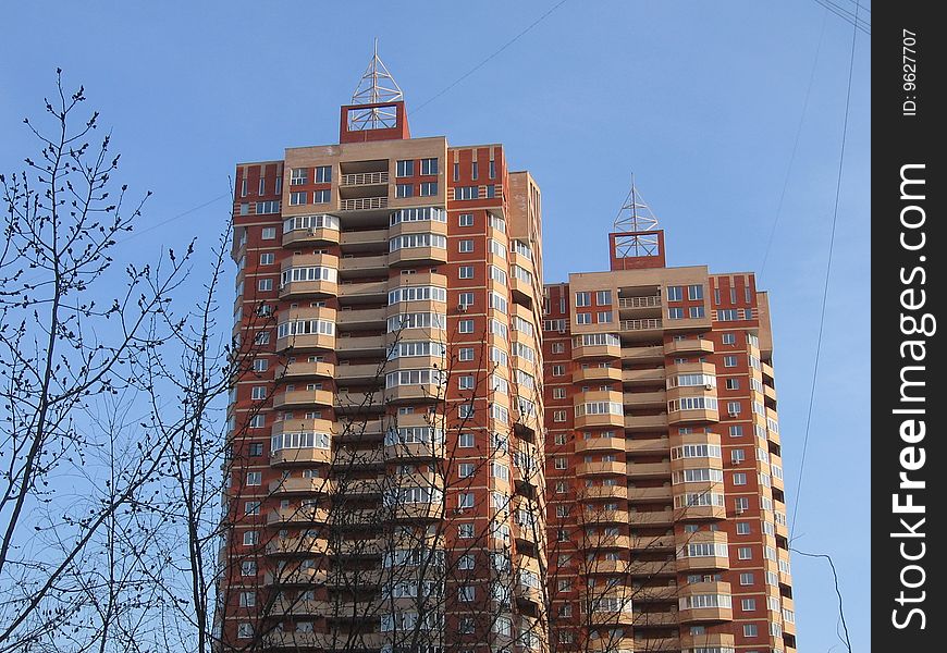 The two new apartment houses-twins at Moscow. The two new apartment houses-twins at Moscow