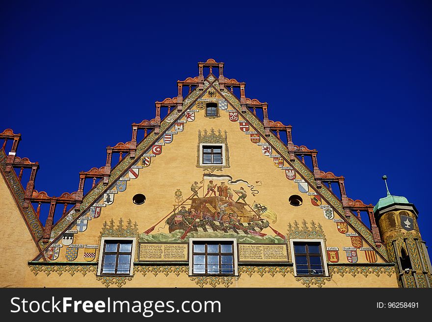 Sky, Landmark, Historic Site, Building