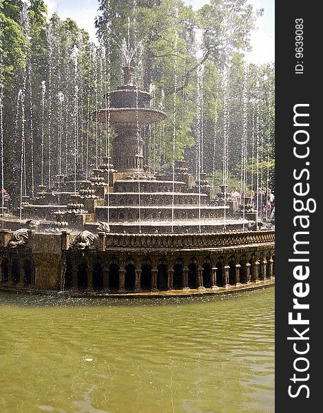 Castle designed fountain, gushing historic motion movement splash, splashing,