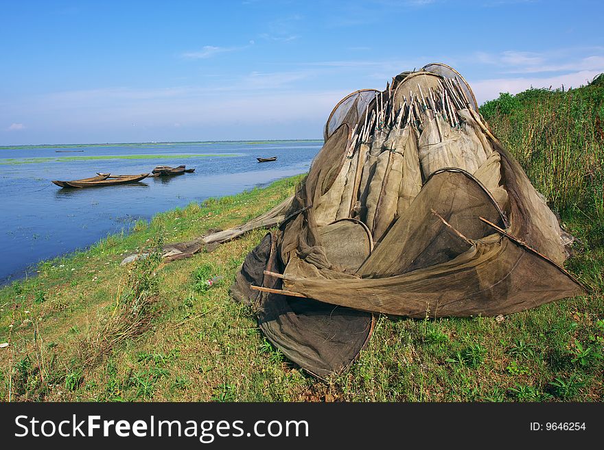 The fishing net on lakeshore