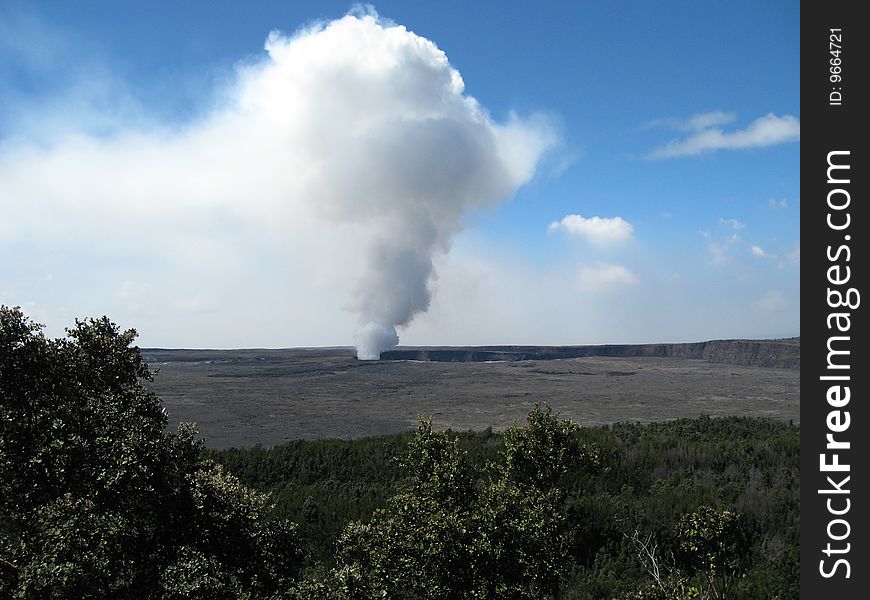 Volcano eruption near kilauea visitors center big island