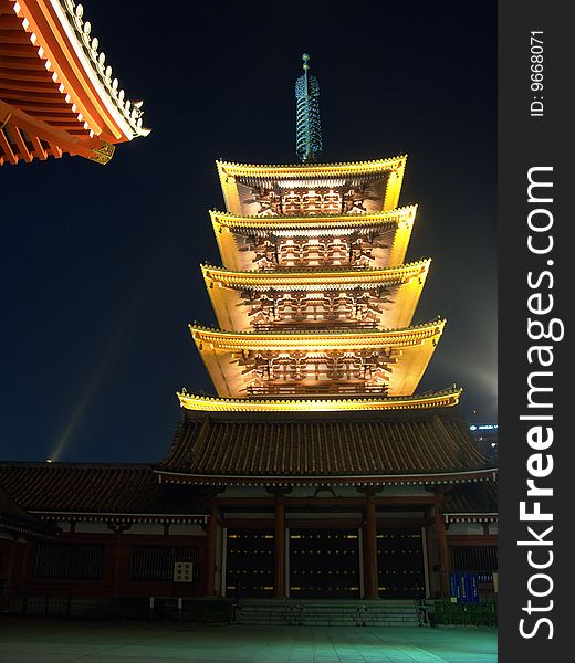 Five storied pagoda near Asakusa Kannon Temple (Tokyo, Japan)