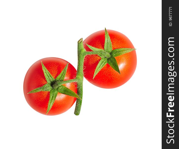 Tomatoes on white with clipping path