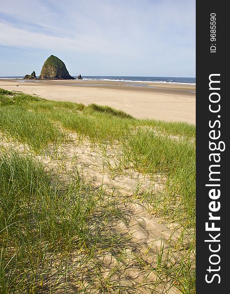 Haystack Rock Cannon Beach Oregon