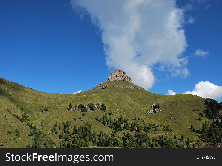 A view of a mountains Dolomiti in italy. A view of a mountains Dolomiti in italy