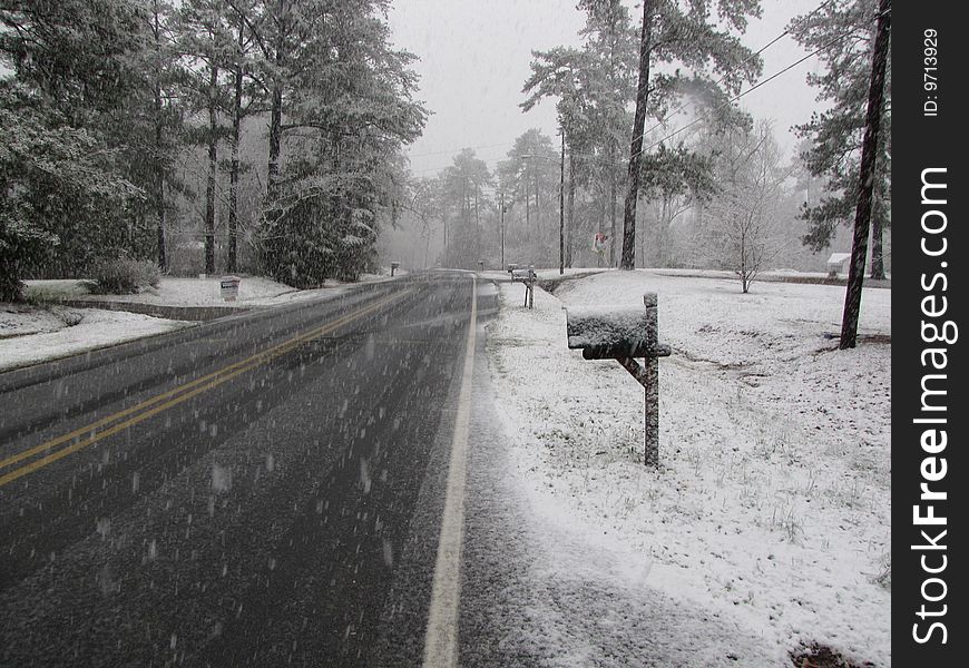 A very unexpected snow storm came through GA. A very unexpected snow storm came through GA