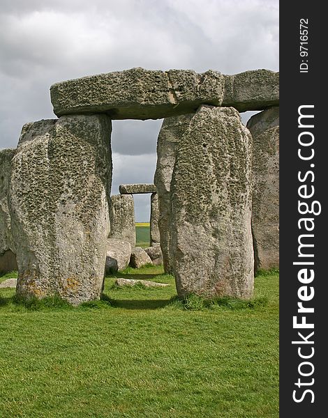 Standing stones of stonehenge ancient monument