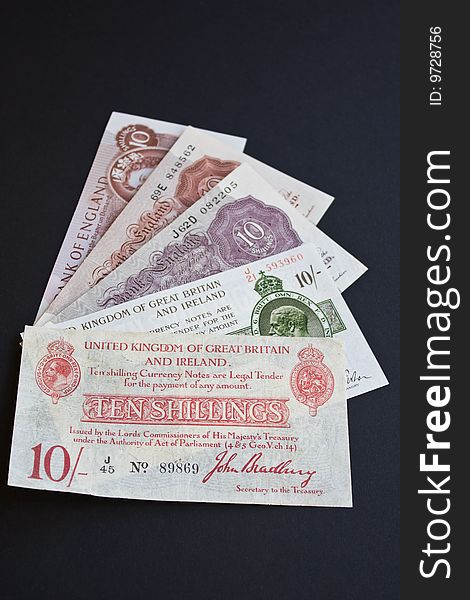 The five last versions of the British ten shilling note. The five last versions of the British ten shilling note