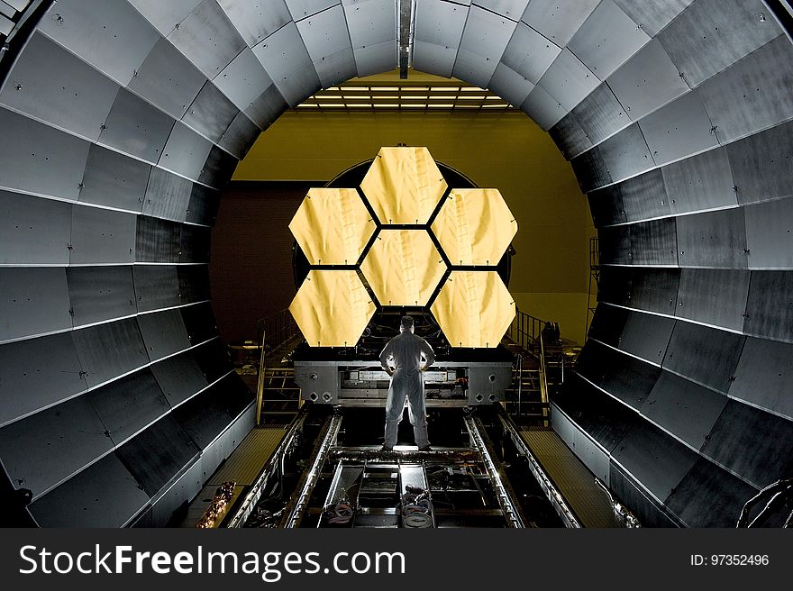 Yellow, Architecture, Symmetry, Daylighting