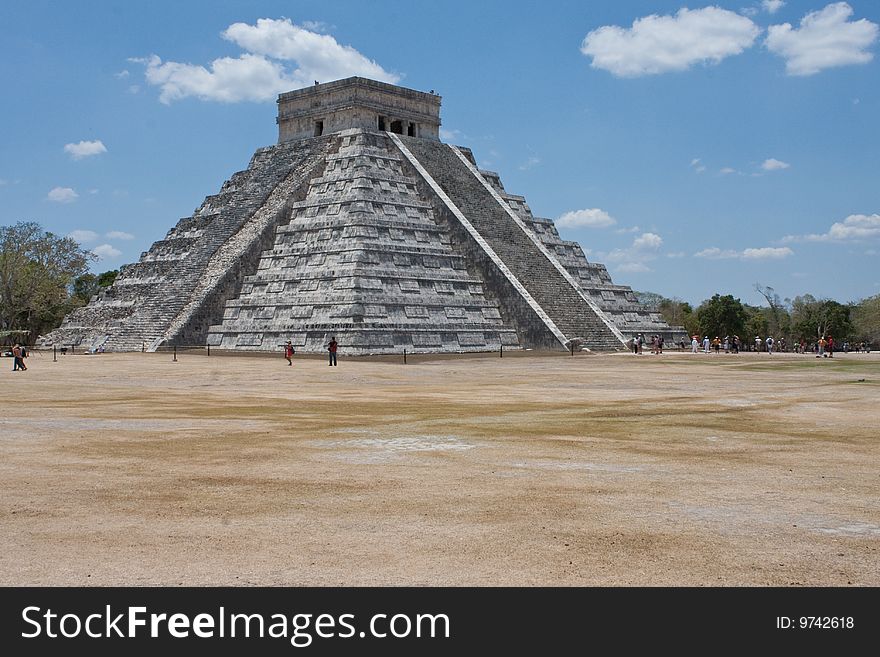 Chichen itza chichen itza pyramid