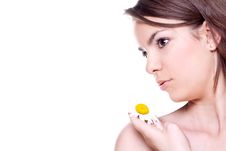 Close-up Woman Face With Yellow Camomile Royalty Free Stock Images