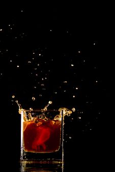 Tea Bag Splash Royalty Free Stock Images Tea Bag Splash Royalty Free Stock Images