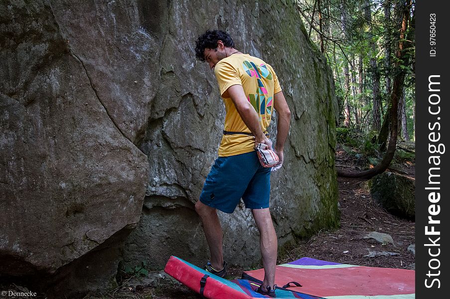 bouldering with Kim and Graham. bouldering with Kim and Graham