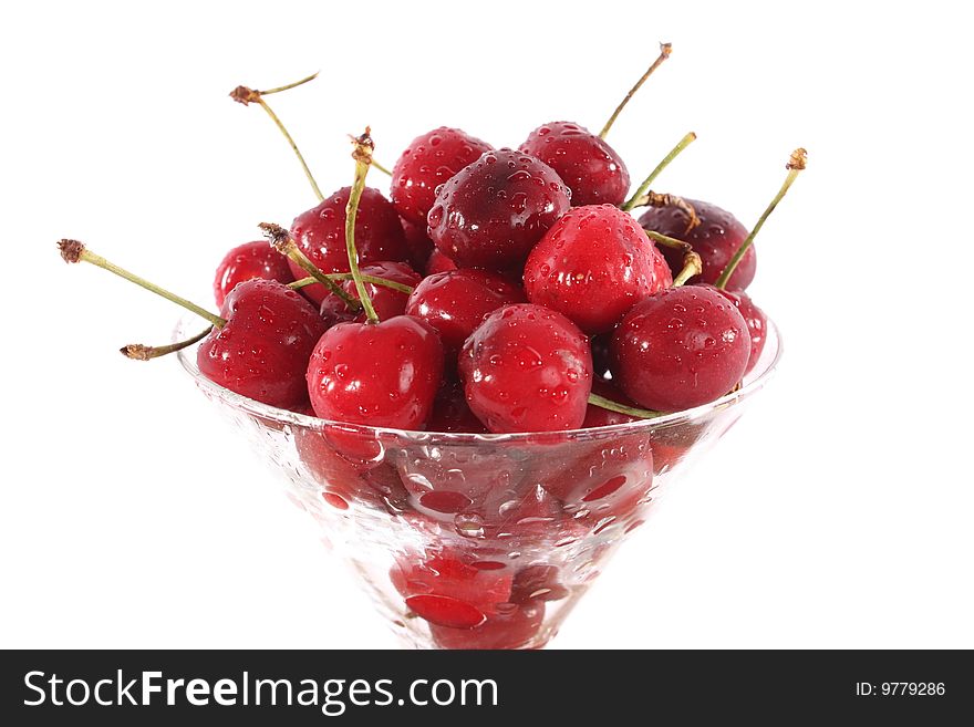 A bowl of freshly washed cherries