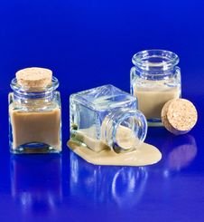 Three Bottles With Whiskey Liquor Royalty Free Stock Photography Three Bottles With Whiskey Liquor Royalty Free Stock Photography