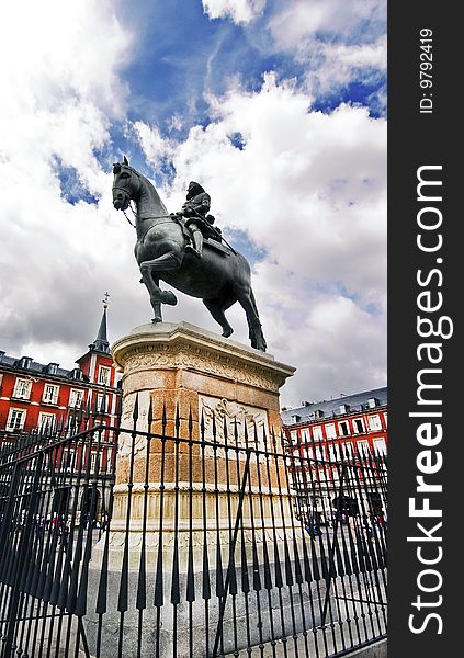 Statue at the Plaza Mayor in Madrid