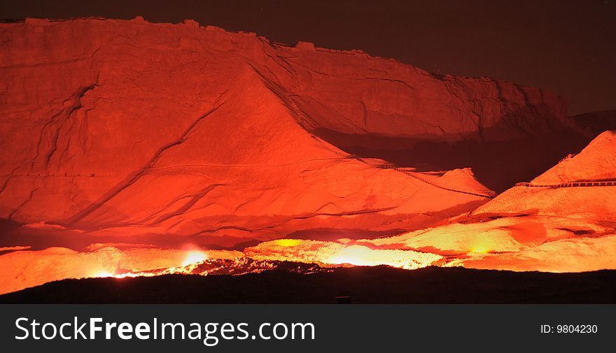 Bllod-red Masada