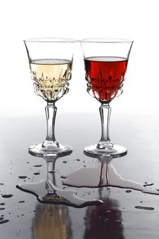 Two Glases With White And Red Wine Stock Images Two Glases With White And Red Wine Stock Images