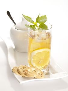 Cold Black Tea With Lemon Stock Photography Cold Black Tea With Lemon Stock Photography