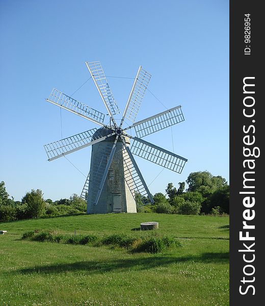 Boyd's Windmill in Portsmouth RI