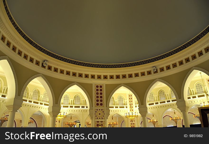 The arches surrounding the grand dome of the gold souk in the new Dubai Mall. This is the largest indoor Gold Souk in the world. The arches surrounding the grand dome of the gold souk in the new Dubai Mall. This is the largest indoor Gold Souk in the world.