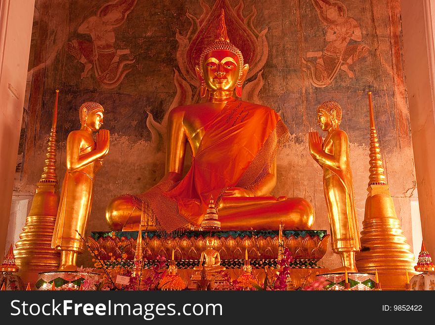 Buddha images in church of Wat Pai Lom, Jantaburi province, eastern of Thailand