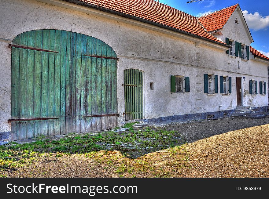 Ein alter bauernhof in bayern HDR. Ein alter bauernhof in bayern HDR