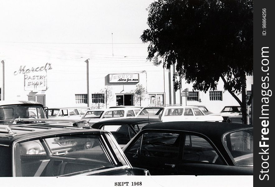 Menlo Park 1968: Santa Cruz Avenue - North Side, rear