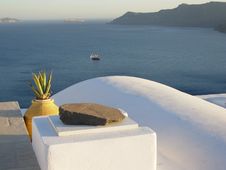 Overlooking Santorini Royalty Free Stock Photography Overlooking Santorini Royalty Free Stock Photography