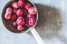 Plums Of Different Varieties In An Old Metal Plate Royalty Free Stock Image Plums Of Different Varieties In An Old Metal Plate Royalty Free Stock Image