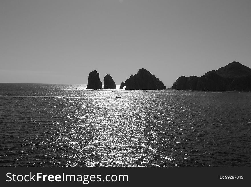 Sea, Coastal And Oceanic Landforms, Black And White, Body Of Water